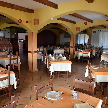 Hotel Ristorante Pizzeria Monte Arcosu 3*